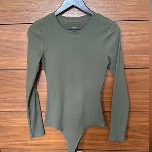 Nuuds Ribbed Bodysuit Small